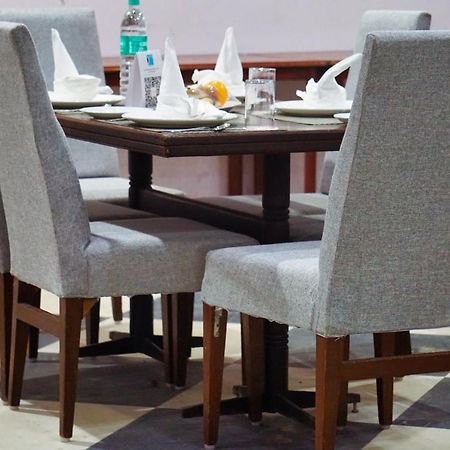 The Orion Express Hotell Jaipur Exteriör bild