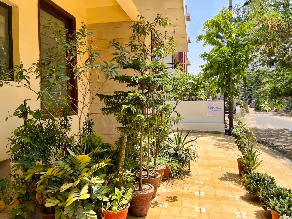 The Orion Express Hotell Jaipur Exteriör bild
